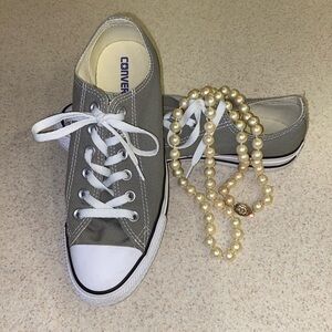 SOLD OUT!!! CONVERSE CHUCK TAYLOR "chucks and pearls" Let's go KAMALA